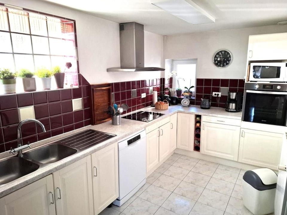 dishwasher, oven, stove, toaster