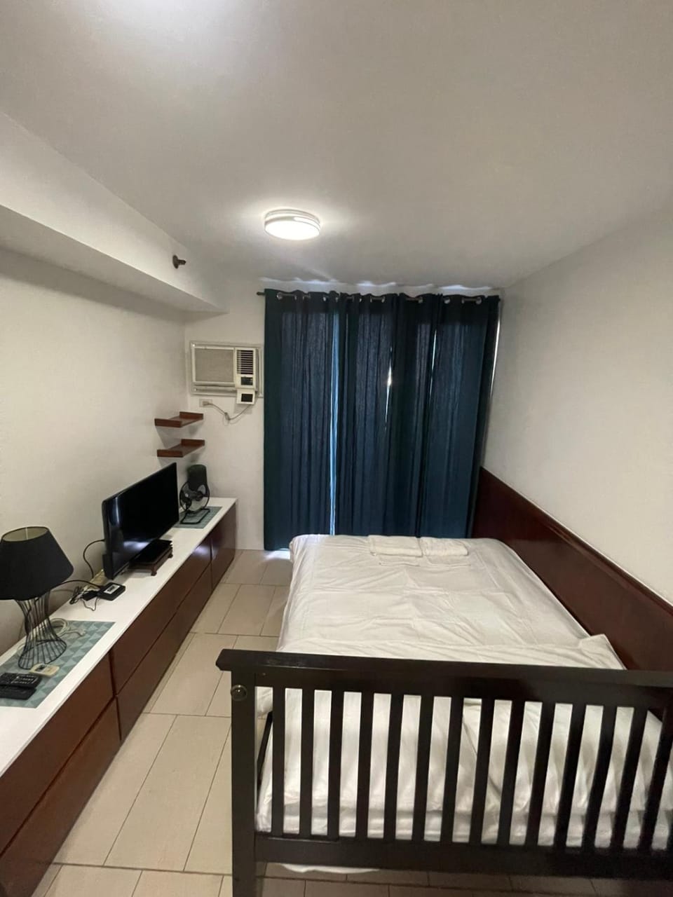 Bed, TV and multimedia