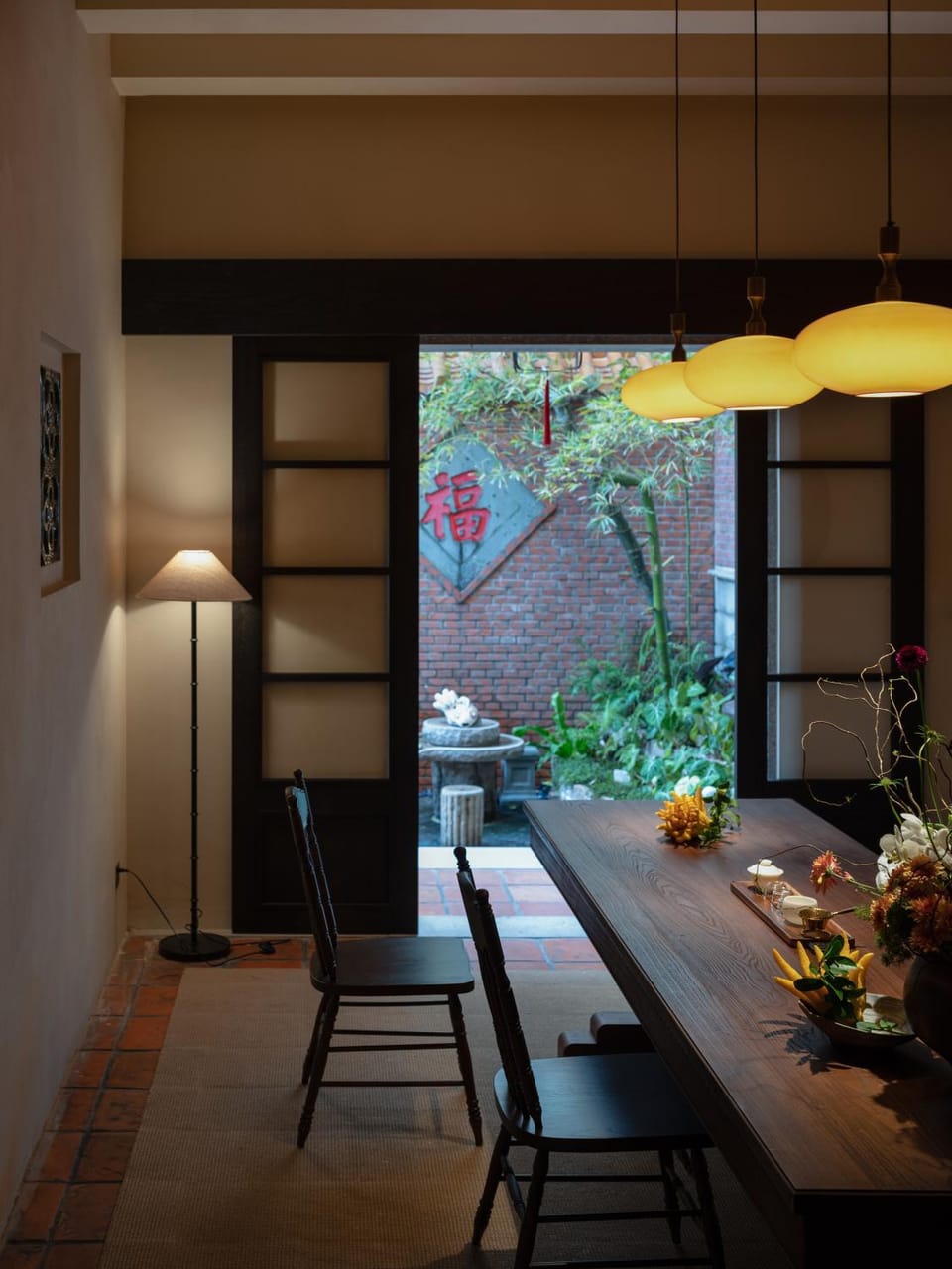 Seating area, Dining area