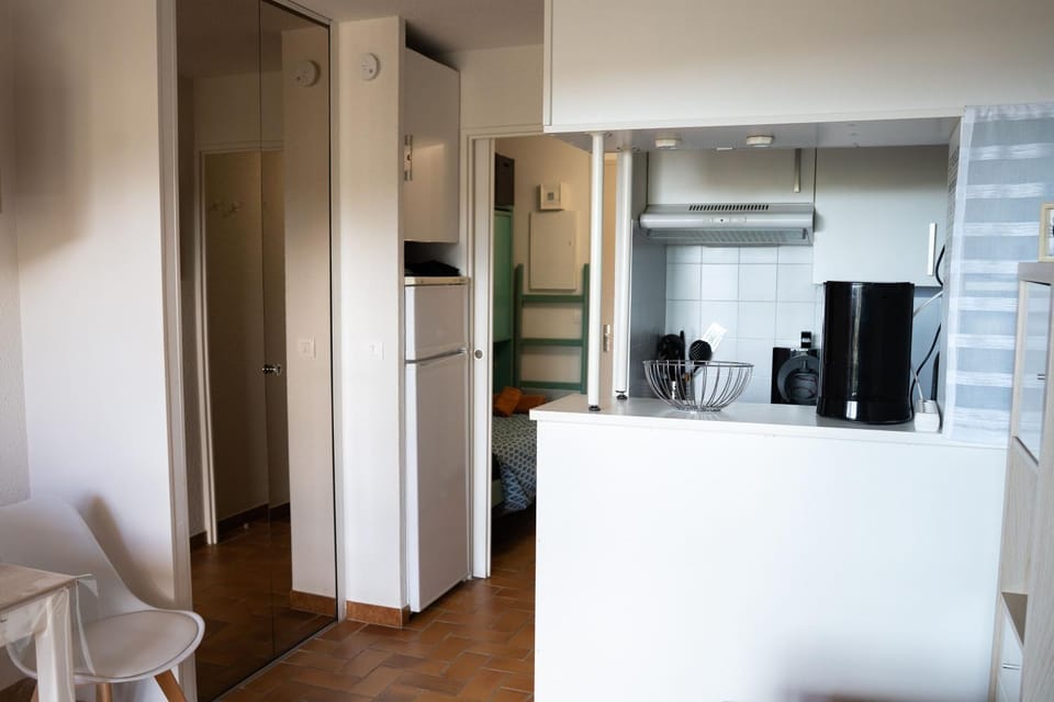 Alora - Superbe Studio Vue Mer Climatisé avec Piscine Apartment in Cavalaire-sur-Mer