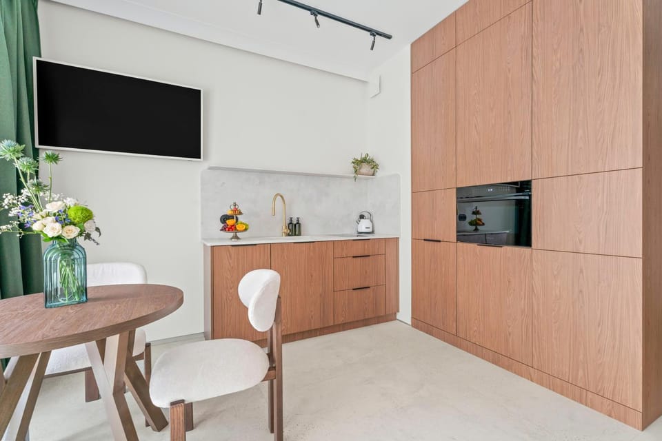 TV and multimedia, Kitchen or kitchenette