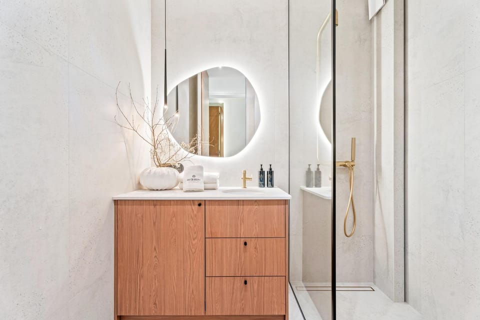 Shower, Bathroom