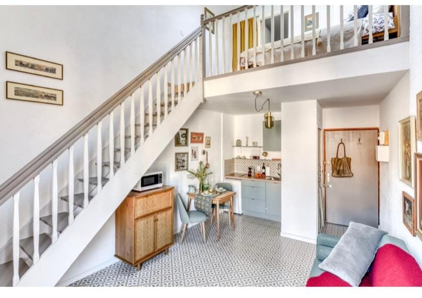 Centre Historique, Cosy,Calme,Mezzanine Apartment in Narbonne