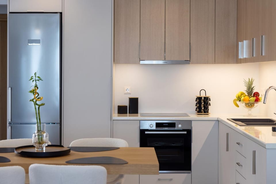 Kitchen or kitchenette, oven, stove