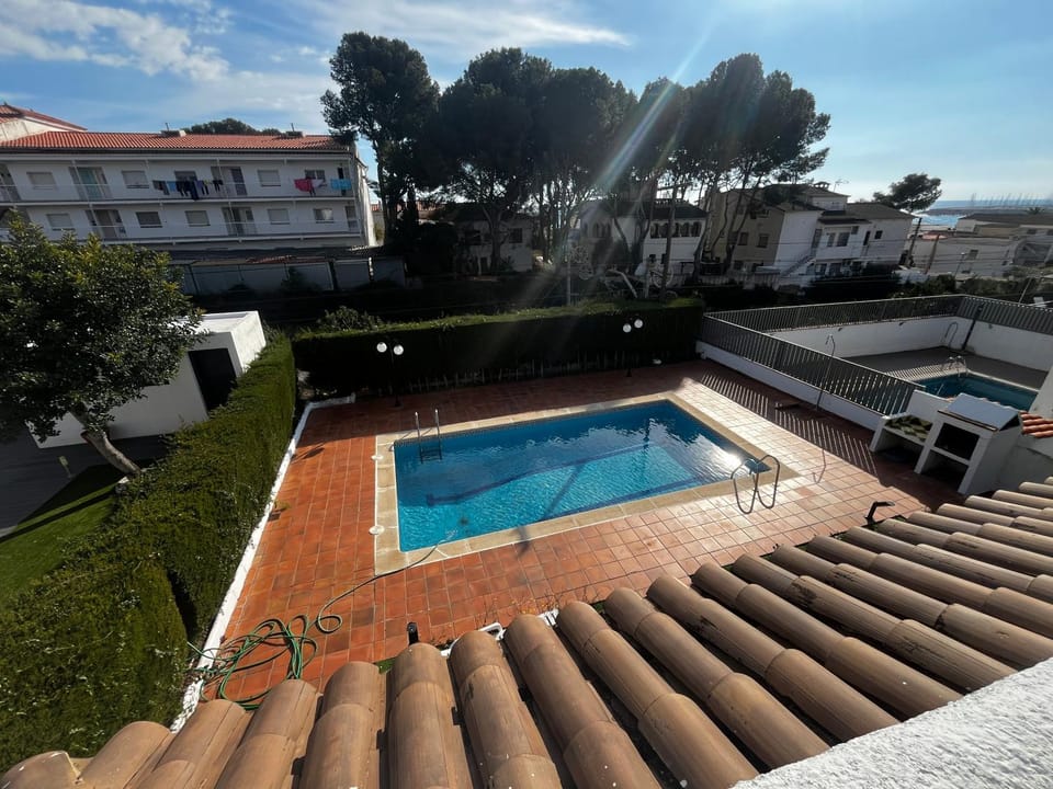 Chalet with private pool House in Tarragonès