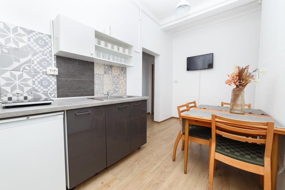 Old Town View Street Franceza Apartment in Bucharest