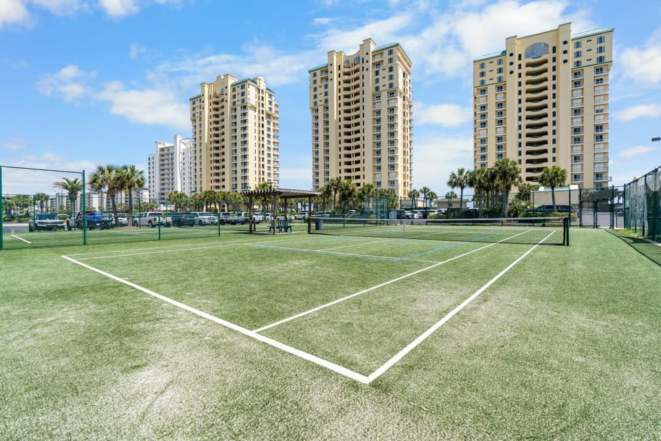 Tennis court
