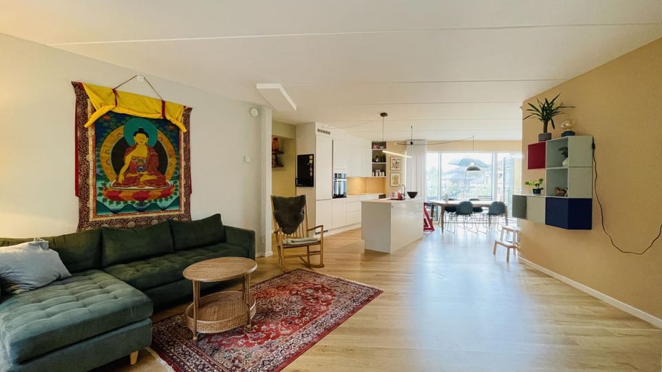 Kitchen or kitchenette, Living room, Dining area