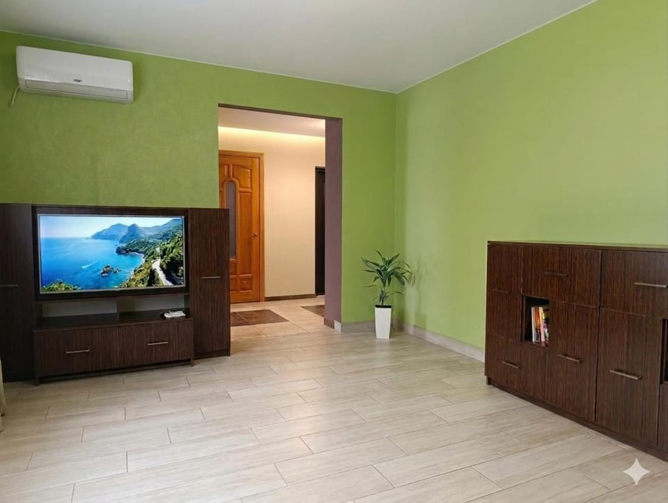 Communal lounge/ TV room, TV and multimedia, air conditioner