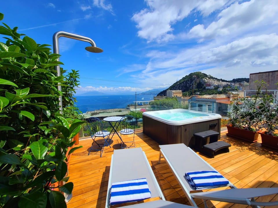 Patio, Balcony/Terrace