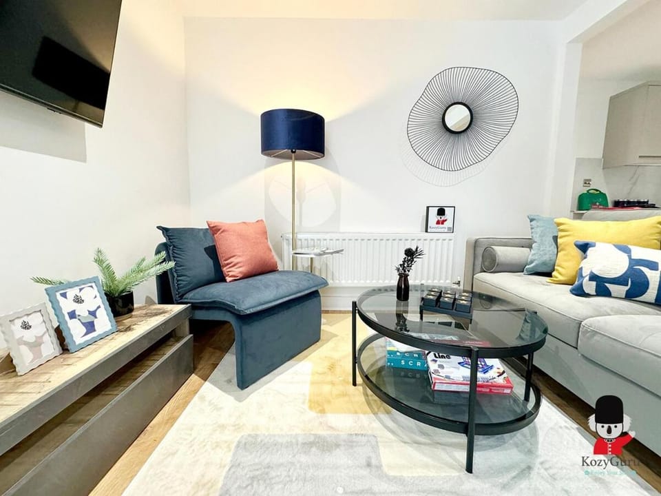 Kozy Salford 4BR 9ppl 5 mins to City Centre Apartment in Salford