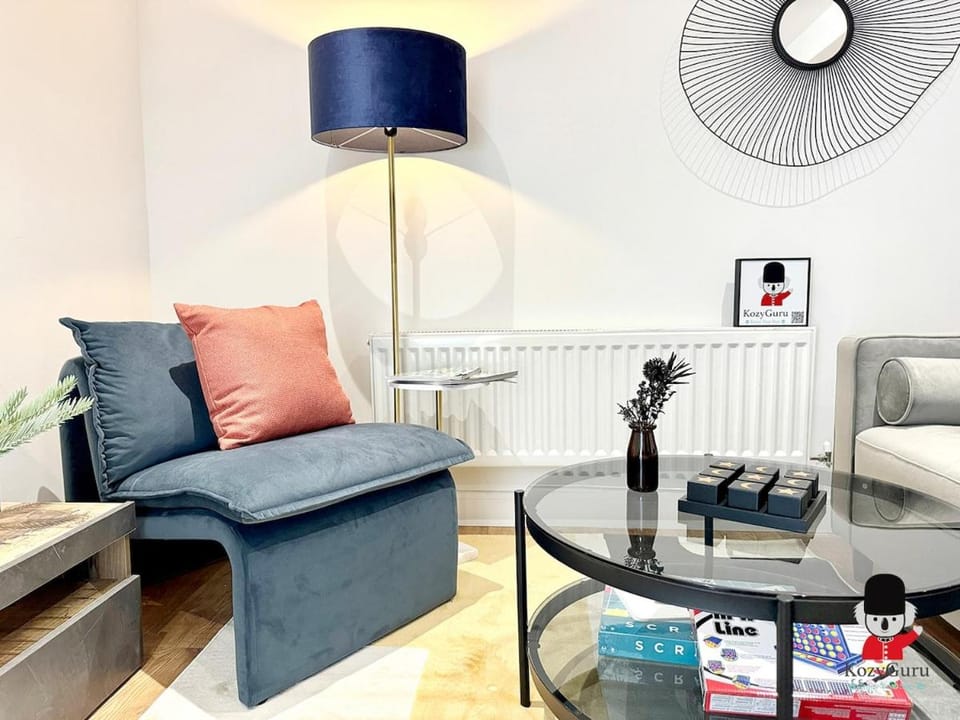 Kozy Salford 4BR 9ppl 5 mins to City Centre Apartment in Salford