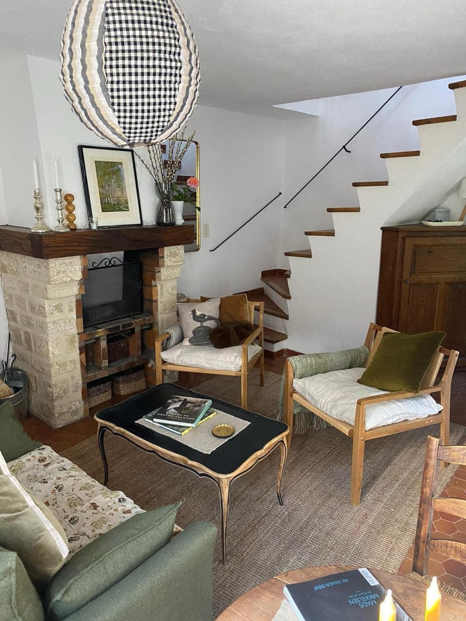 Living room, fireplace