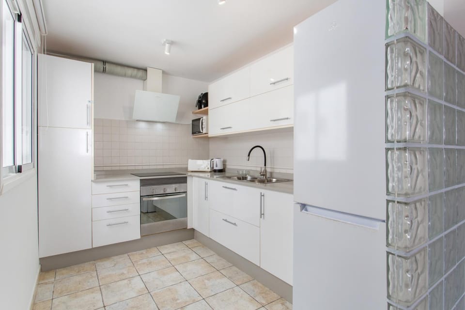 Kitchen or kitchenette, Living room