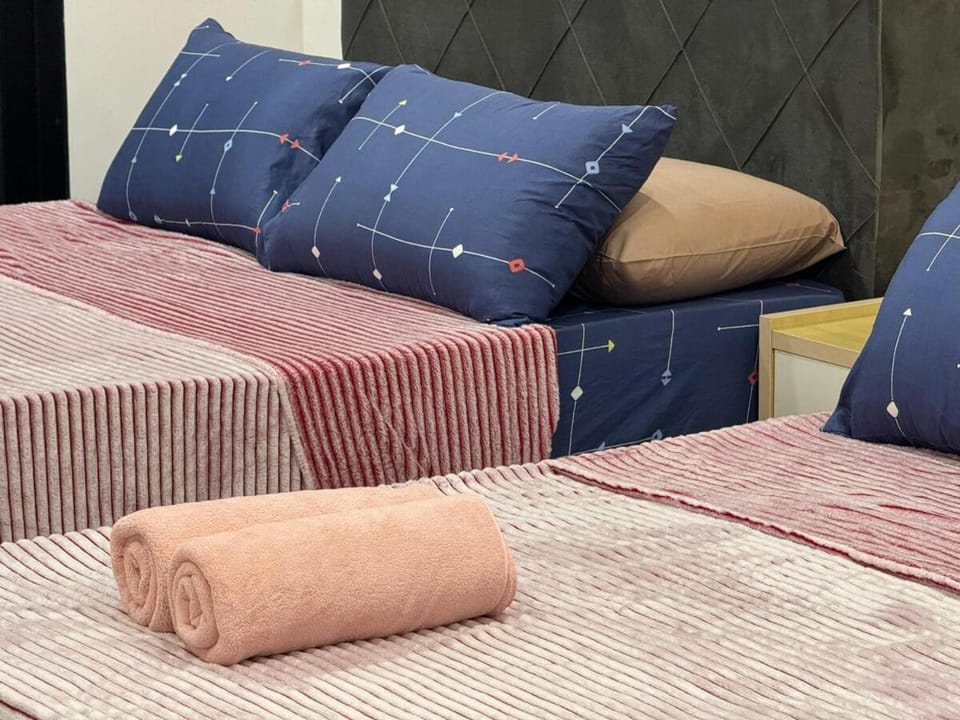 Podium Studio - 4 pax AEON Mall Apartment in Kuching