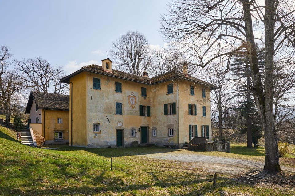 Property building, Natural landscape, Garden, Garden view