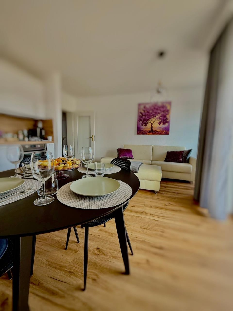 Living room, Dining area