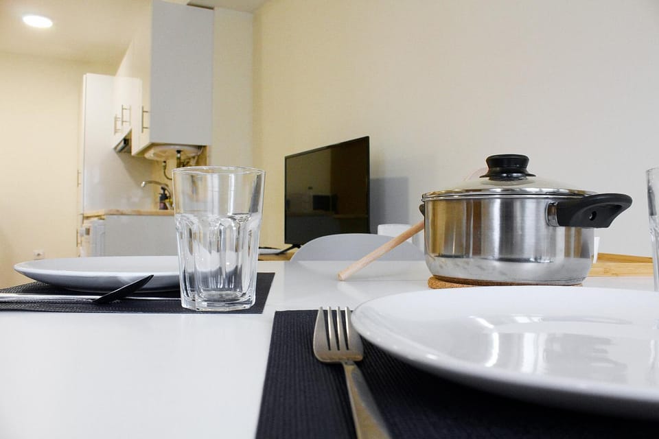 TV and multimedia, Kitchen or kitchenette, Seating area, Dining area