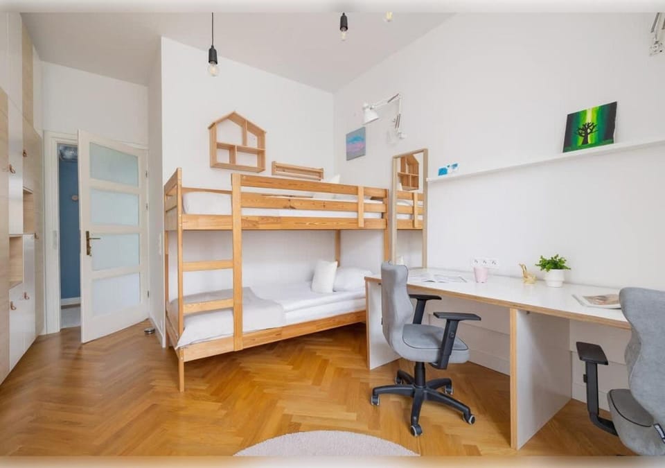 Bed, Bedroom, bunk bed