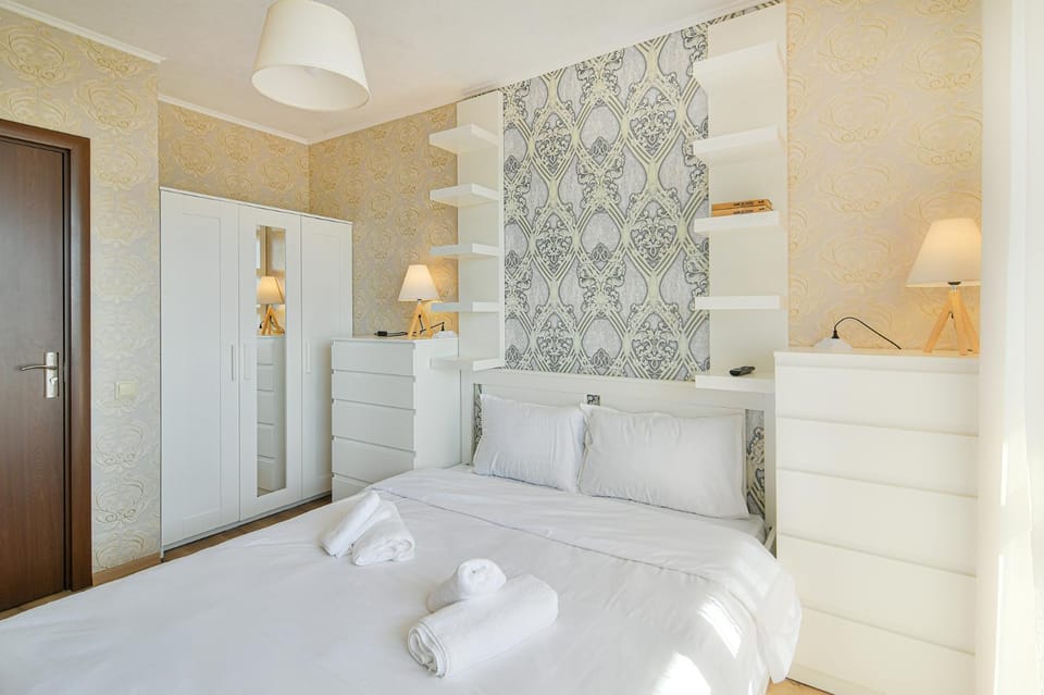 Bed, Bedroom, wardrobe
