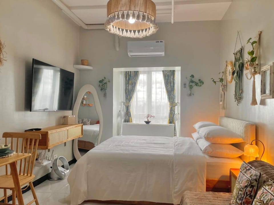 Serene Haven in Tomas Morato Apartment hotel in Quezon City