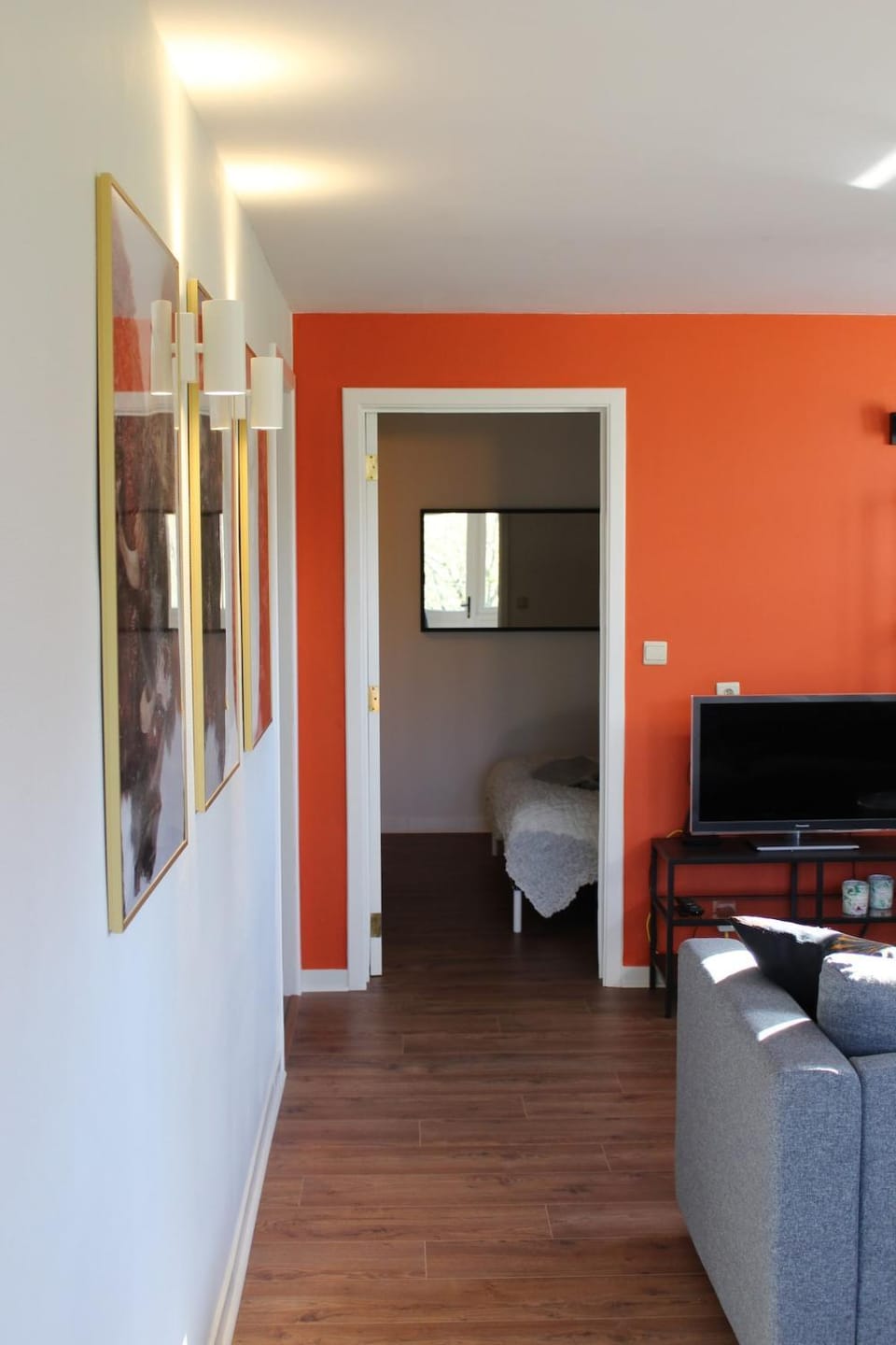 TV and multimedia, Living room, Bedroom
