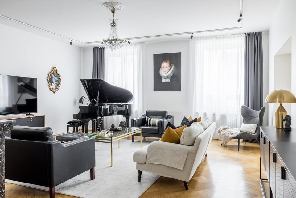 Historic Elegant Apartment Apartment in Helsinki