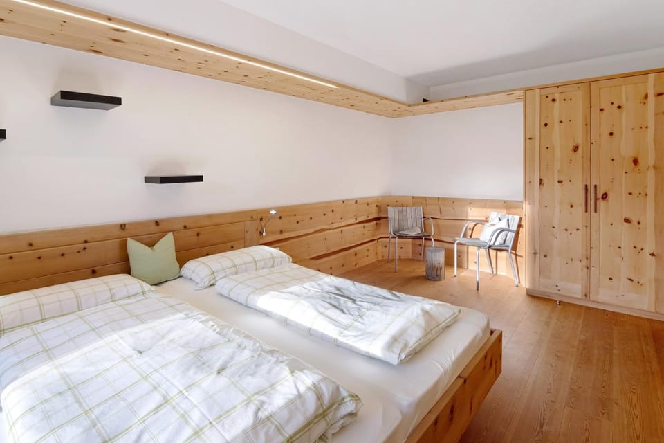 Property building, Living room, Bedroom