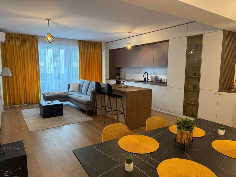 Coffee/tea facilities, Living room, Photo of the whole room, Seating area, Dining area