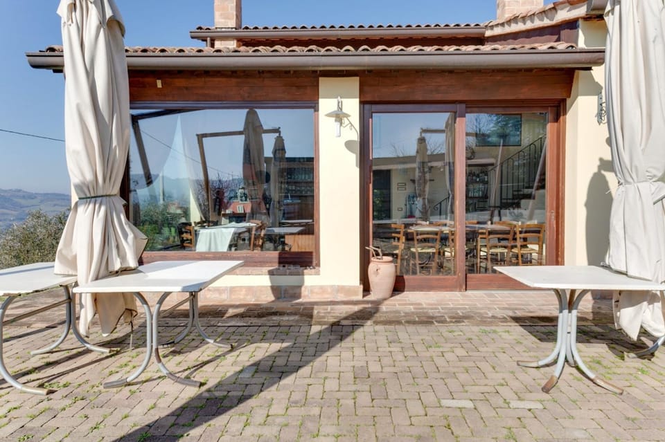 Agriturismo CA DECIO Farm Stay in Cesena