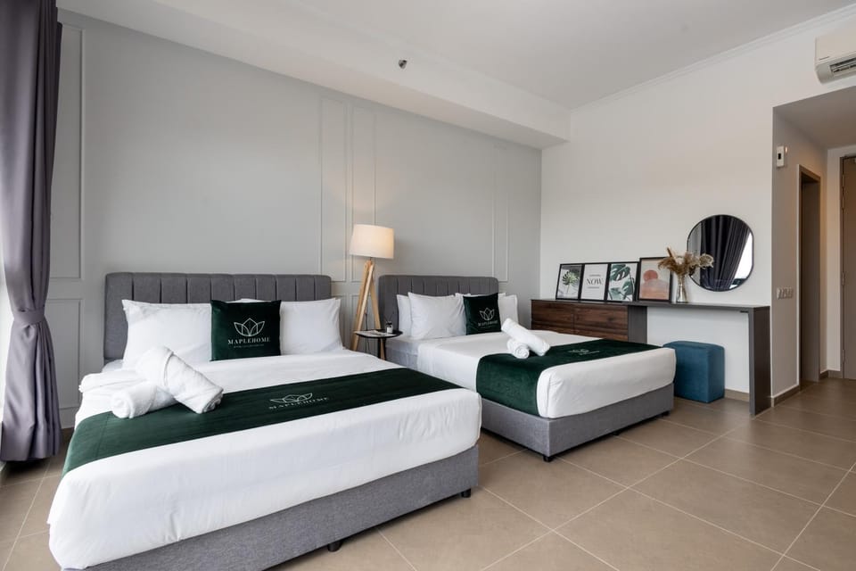 Living room, Bedroom, air conditioner