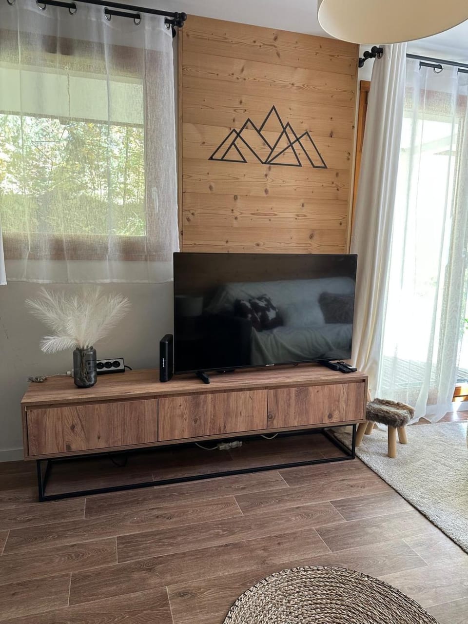 Communal lounge/ TV room, Living room