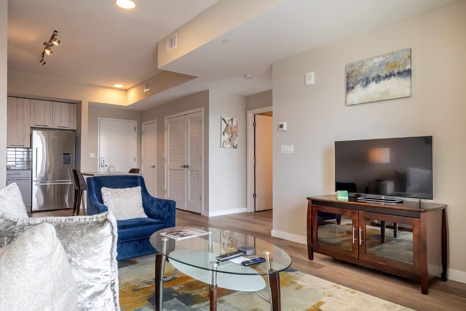 Gorgeous Apt w Harbor Views & Gym Apartment in Stamford