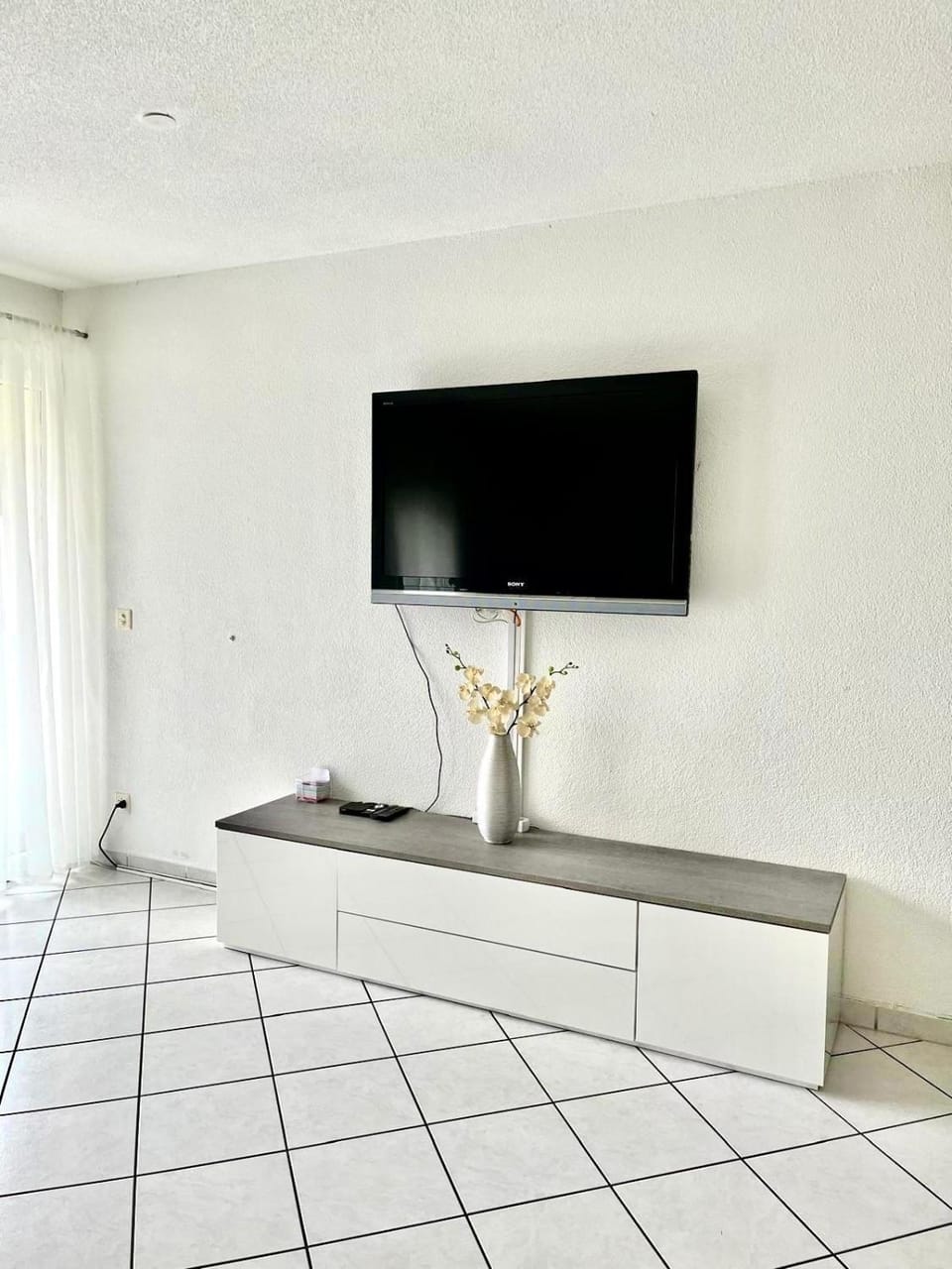 Communal lounge/ TV room, Communal lounge/ TV room, TV and multimedia, Evening entertainment