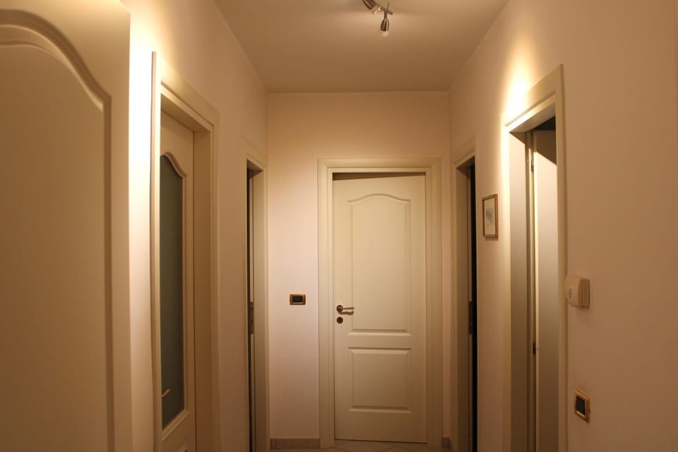 Decorative detail, wardrobe