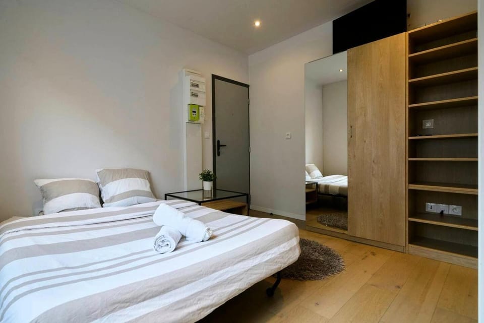 Charmant studio proche de la Gare Lille Flandres Apartment in Lille