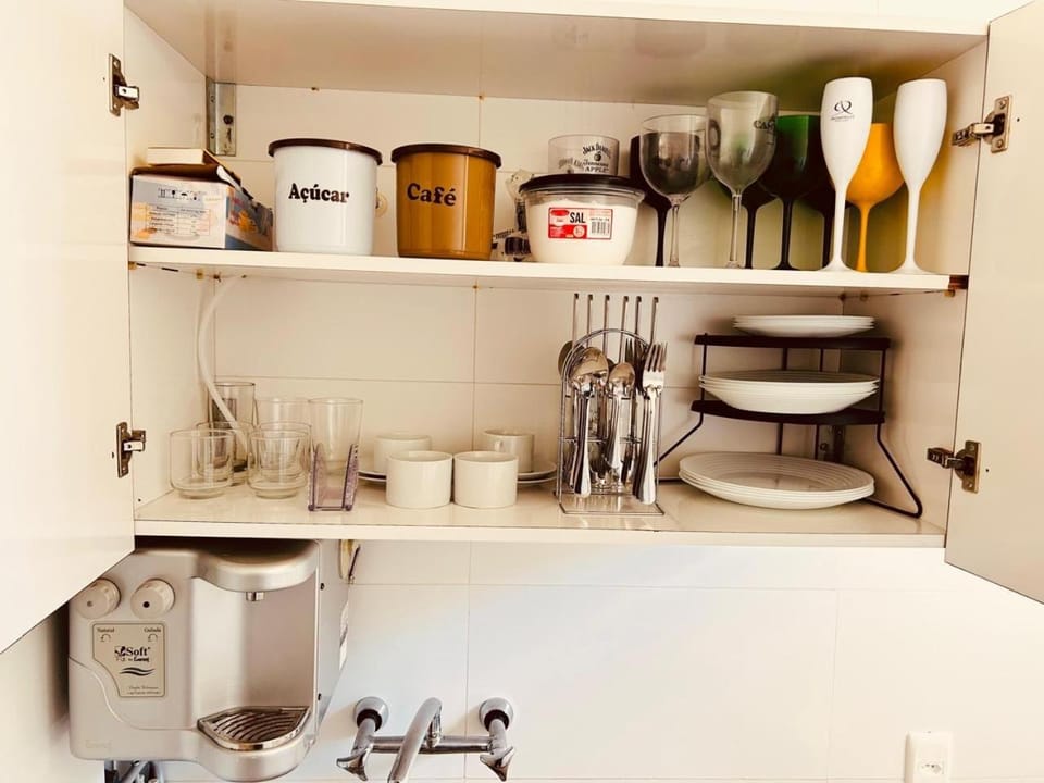 Coffee/tea facilities, minibar, toaster