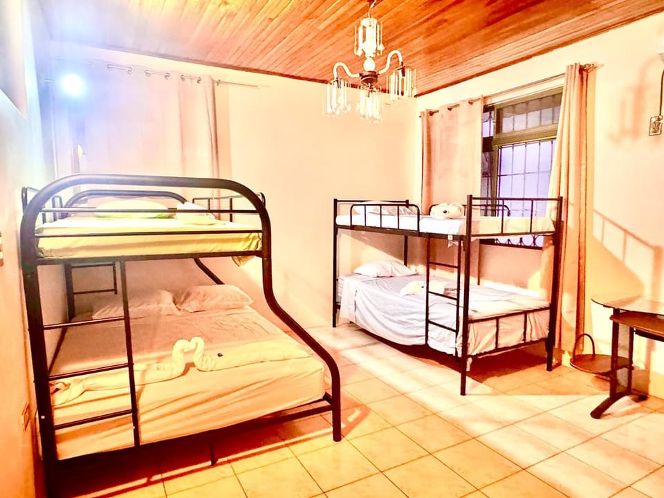 Hostel La Perla Vacation rental in Alajuela Province