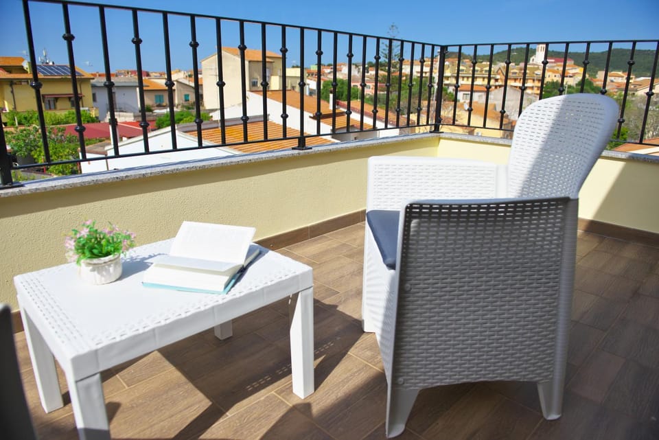 View (from property/room), Balcony/Terrace