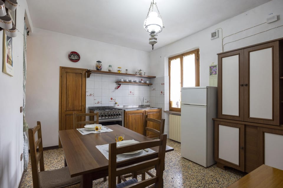 Kitchen or kitchenette, Dining area, oven, stove, wardrobe