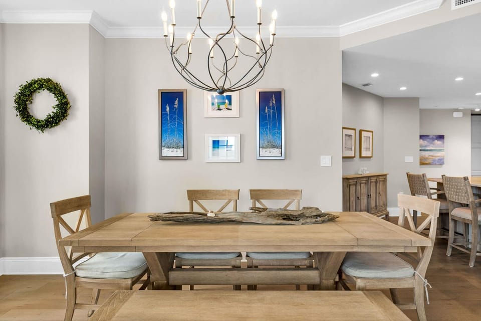 Casa Del Oro Penthouse at Barrett Square - Downtown Rosemary Beach Pool &Hot Tub Access House in Rosemary Beach