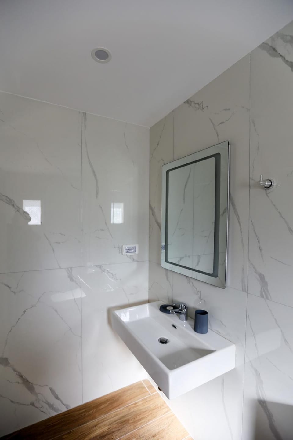 Colette's Comfort Apartment in Vlorë County, Albania