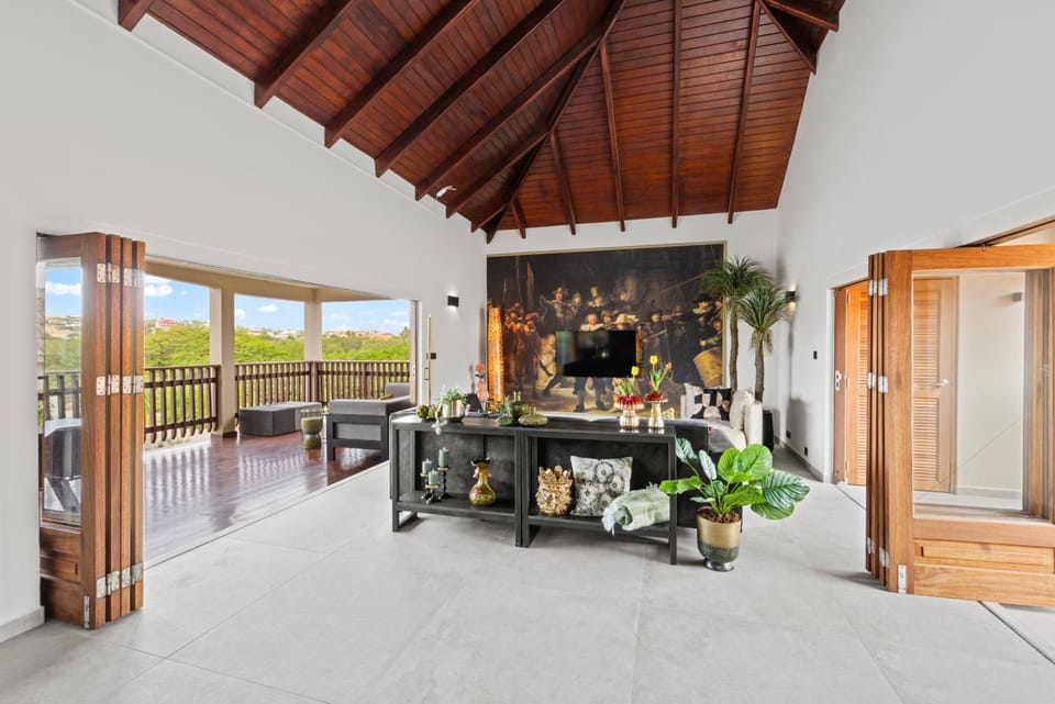 View (from property/room), Balcony/Terrace, Living room, Seating area
