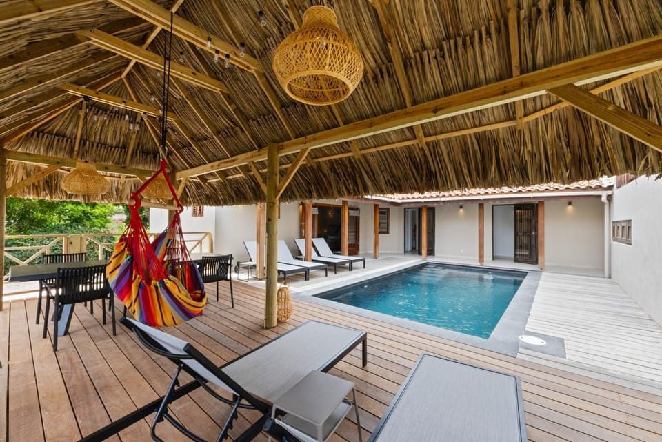Swimming pool, sunbed