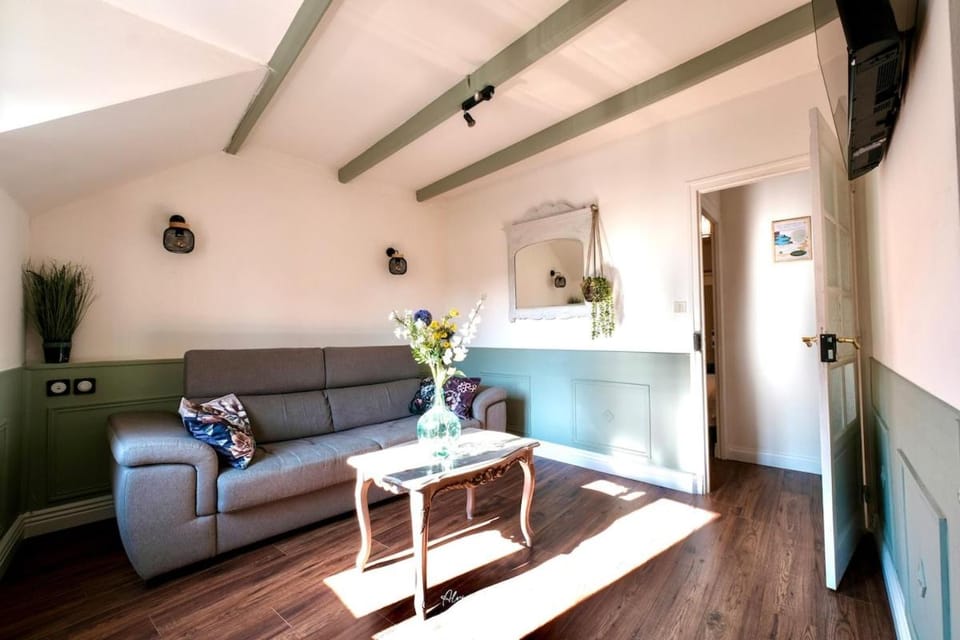 Appartement Le Balcon de L'Oust Apartment in Brittany