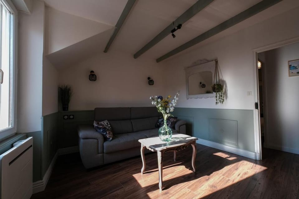 Appartement Le Balcon de L'Oust Apartment in Brittany