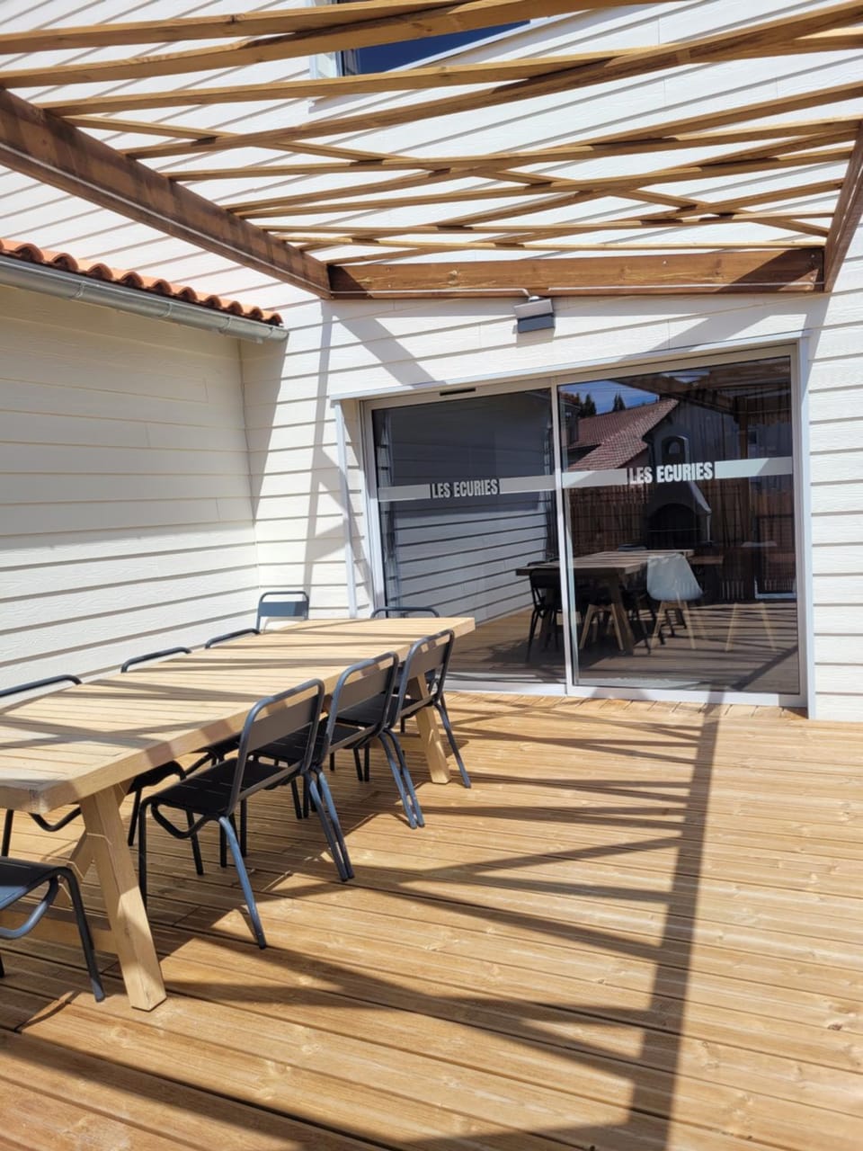 Patio, Dining area