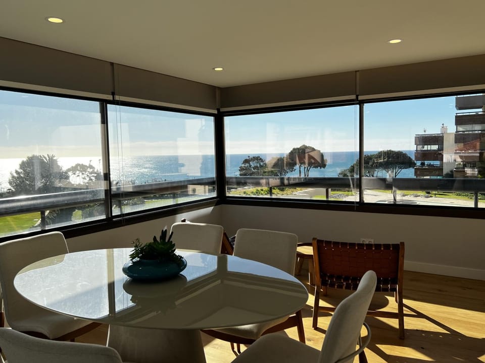 FLH Cascais Atrium Luxury Apartment with Sea View and Pool Apartment in Cascais