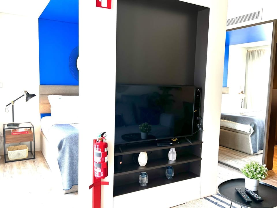 Communal lounge/ TV room, Living room