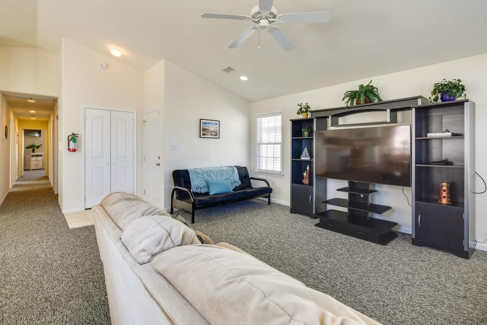 Half-Mi to Wildwood Boardwalk: Family-Friendly Apt Apartment in Wildwood